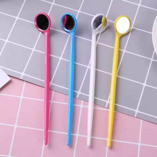 Espejo pequeño de plástico (accesorios)