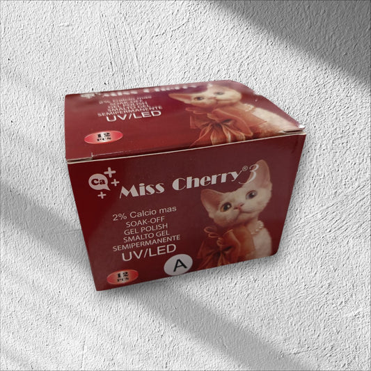Gel semipermanente Miss Cherry Red A (POR PIEZA)